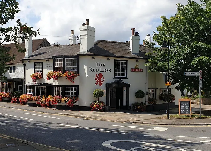 The Red Lion Hotel Hillingdon